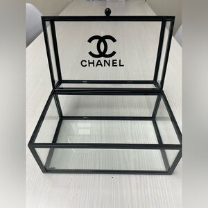NEW GLASS ACCESSORY BOX